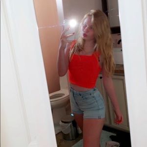 Meet your Posher, Kya